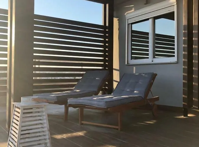 Mv83 New Marina * Rhodes City