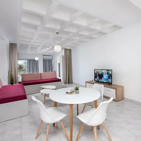 Апартаменти Mv83 New Marina Rhodes City